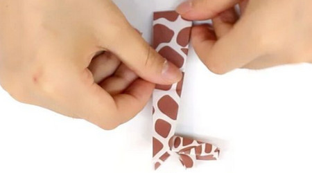 长颈鹿折纸简易图解法