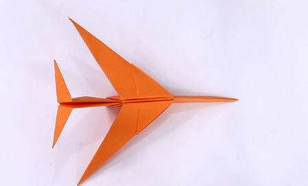 手工折纸飞机的详细详细步骤图解