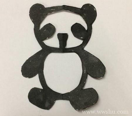 剪纸熊猫的剪法详细详细步骤