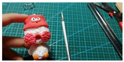 粘土玻尿酸鸭玩偶的手工制作具体教程