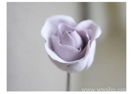 紫色立体粘土玫瑰花手工制作步骤