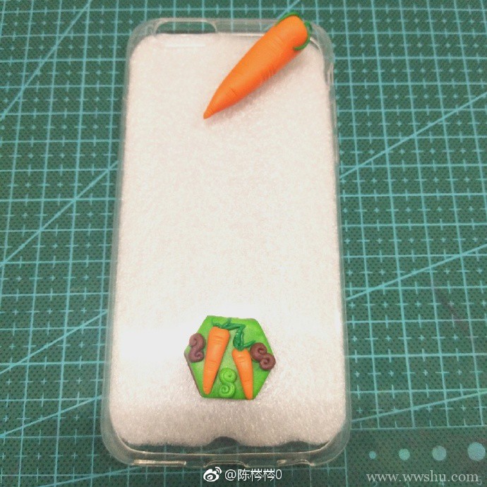 胡萝卜图案的软陶手机壳手工制作具体教程