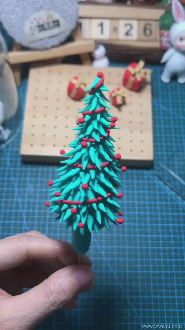 超简易的粘土圣诞树手工制作具体教程