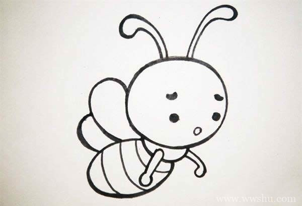 蜜蜂采蜜的简笔画_蜜蜂采蜜的简笔画如何画