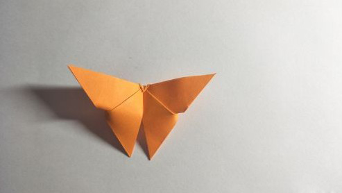 儿童简单折纸 立体蝴蝶的折法
